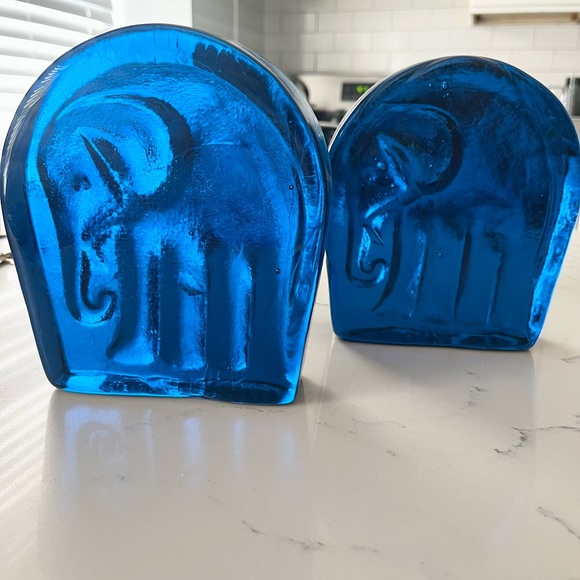 2  Vintage Blenko Glass Cobalt Blue Elephant Bookends by Joel Myers 1960's HEAVY - Picture 6 of 10